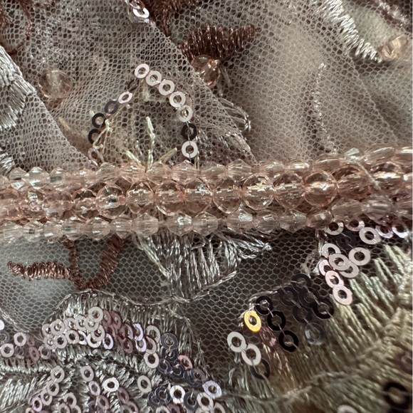 Mac Duggal Embellished V Neck Illusion Long Sleeve A Line Gown Size 10 - Picture 12 of 16